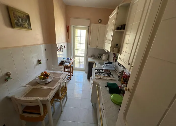 House アパート カステル・ディ・サングロ