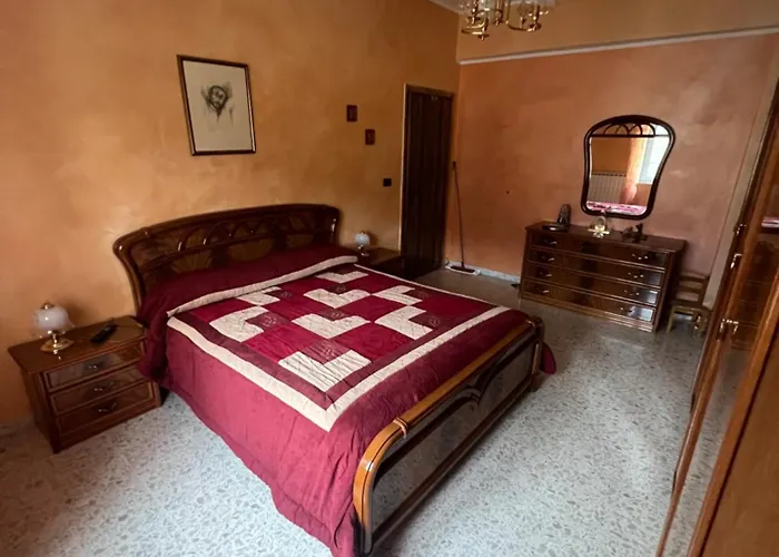 アパート House カステル・ディ・サングロ